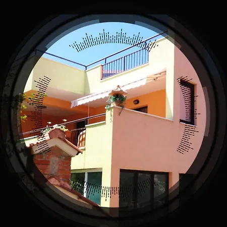 La Harmony Jacuzzi With Garden سبليت