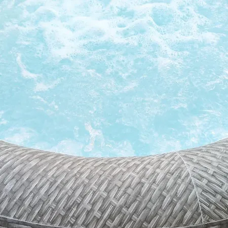 La Harmony Jacuzzi With Garden سبليت