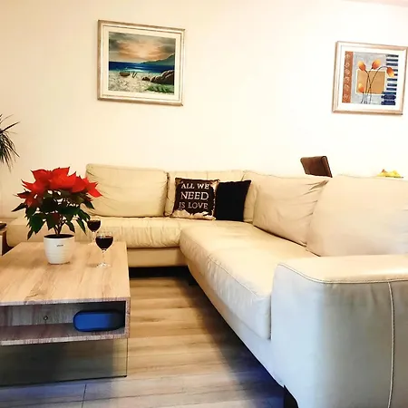 Apartamento La Harmony Jacuzzi With Garden *