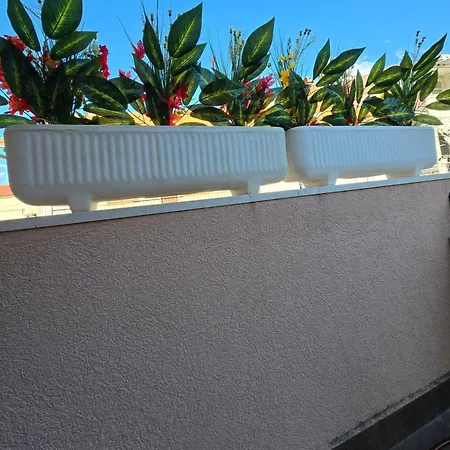 Apartamento La Harmony Jacuzzi With Garden Split