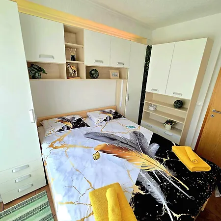 La Harmony Jacuzzi With Garden Apartamento
